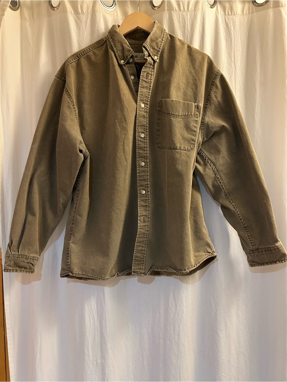 Vintage Eddie Bauer Button-Down Cotton Shirt in Olive Brown